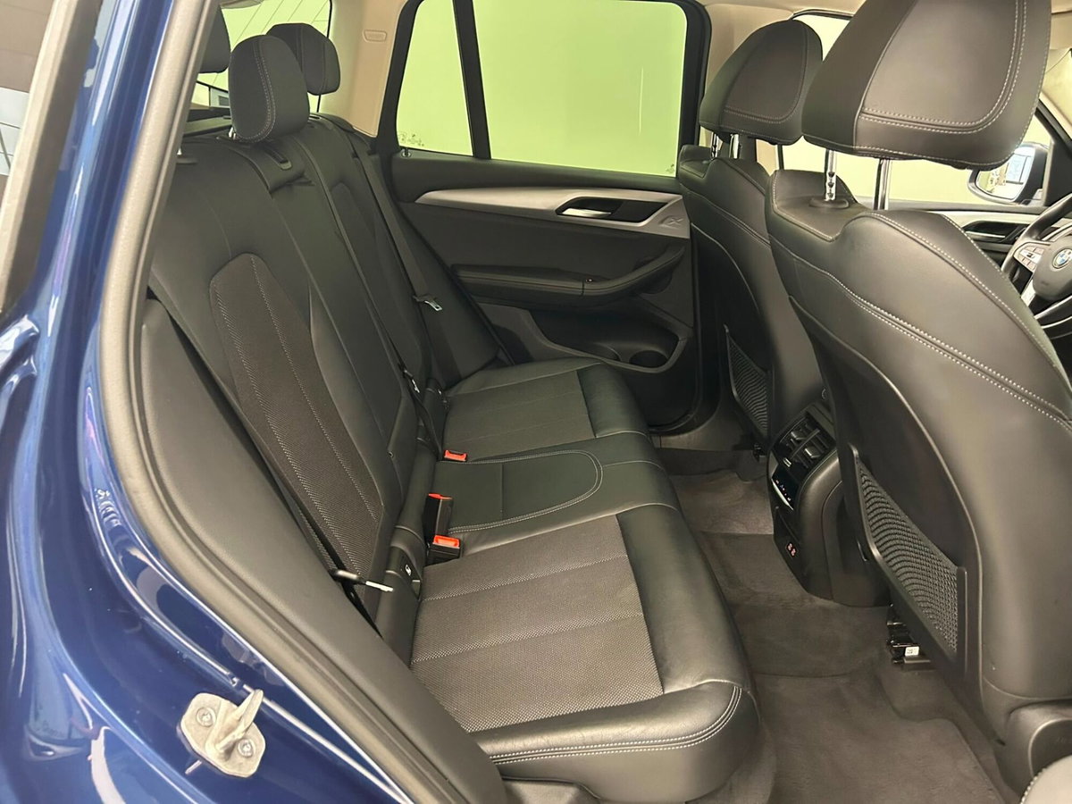 BMW X3 xDrive20d 48V Business Advantage (13)