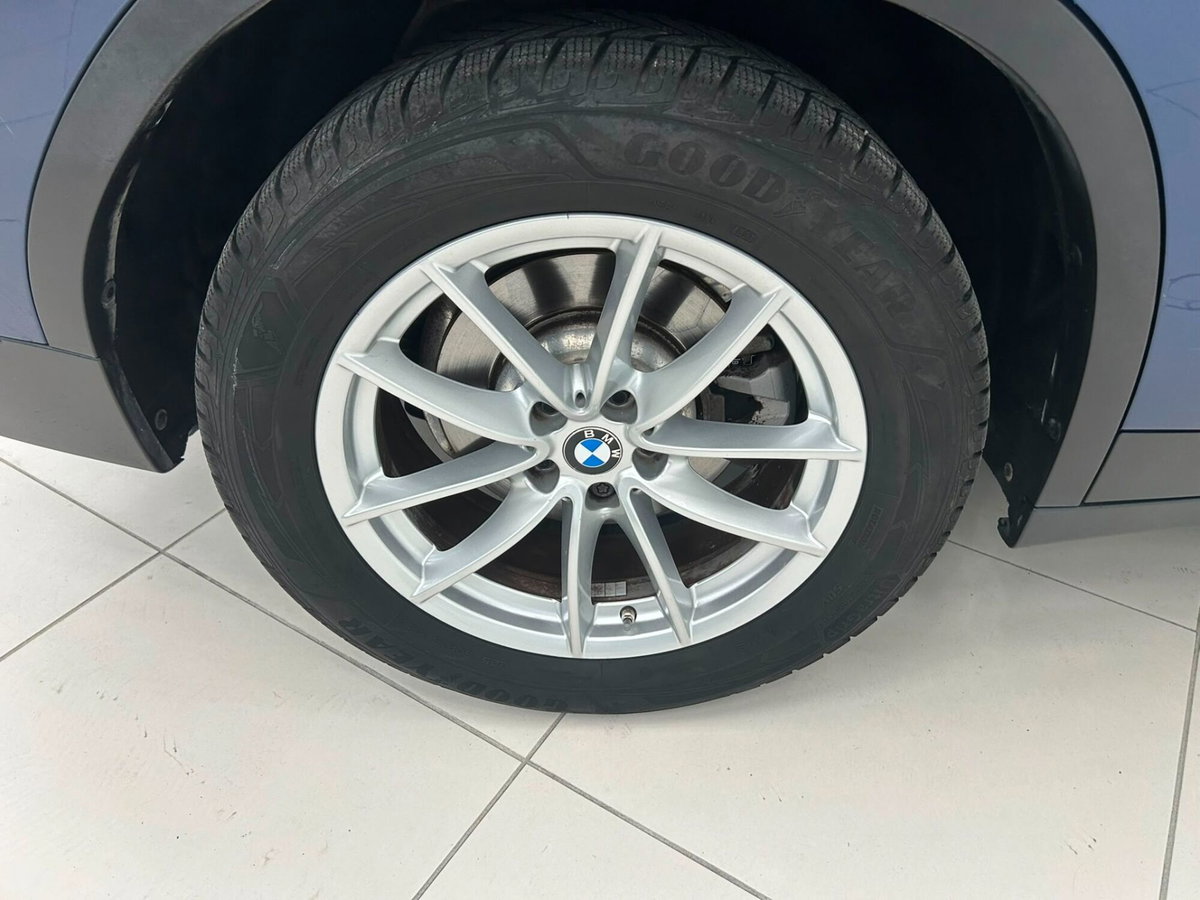 BMW X3 xDrive20d 48V Business Advantage (15)