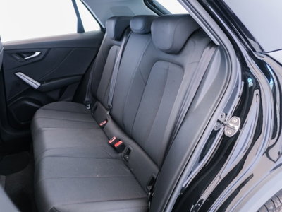 Audi Q2 Q2 35 TDI quattro S tronic Business Plus (11)
