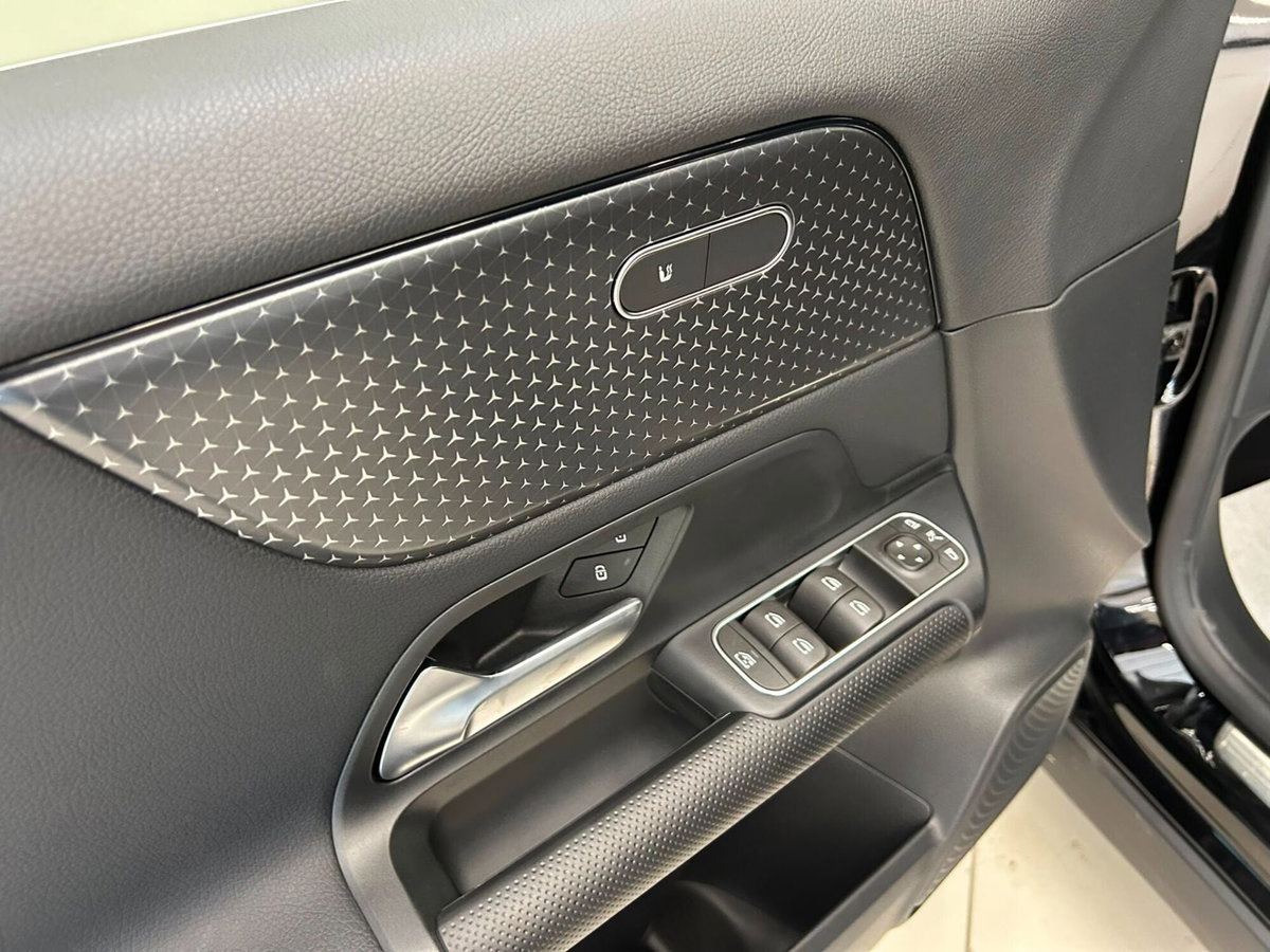 Mercedes-Benz GLA SUV 180 Advanced auto (10)