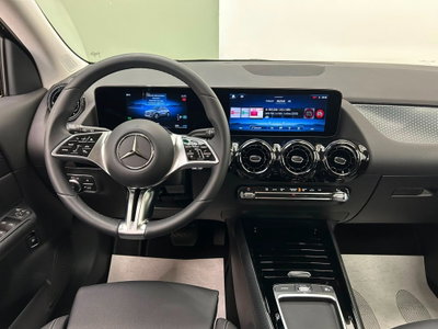 Mercedes-Benz GLA SUV 180 Advanced auto (12)