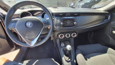 Alfa Romeo Giulietta 1.6 JTDm Ti 120cv (10)