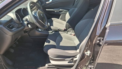 Alfa Romeo Giulietta 1.6 JTDm Ti 120cv (11)