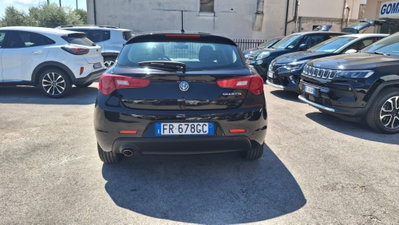 Alfa Romeo Giulietta 1.6 JTDm Ti 120cv (4)