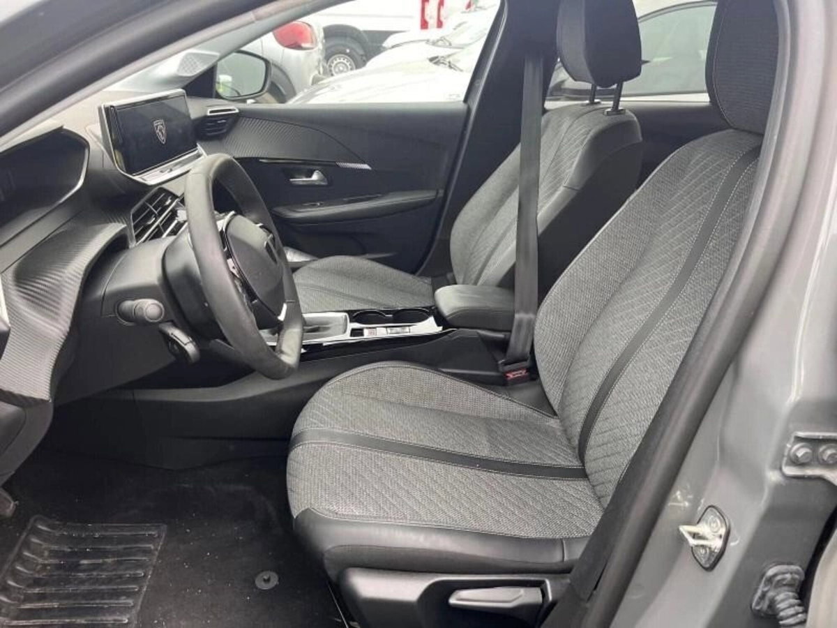 Peugeot 208 PureTech 100 Stop&Start 5 porte Allure (7)