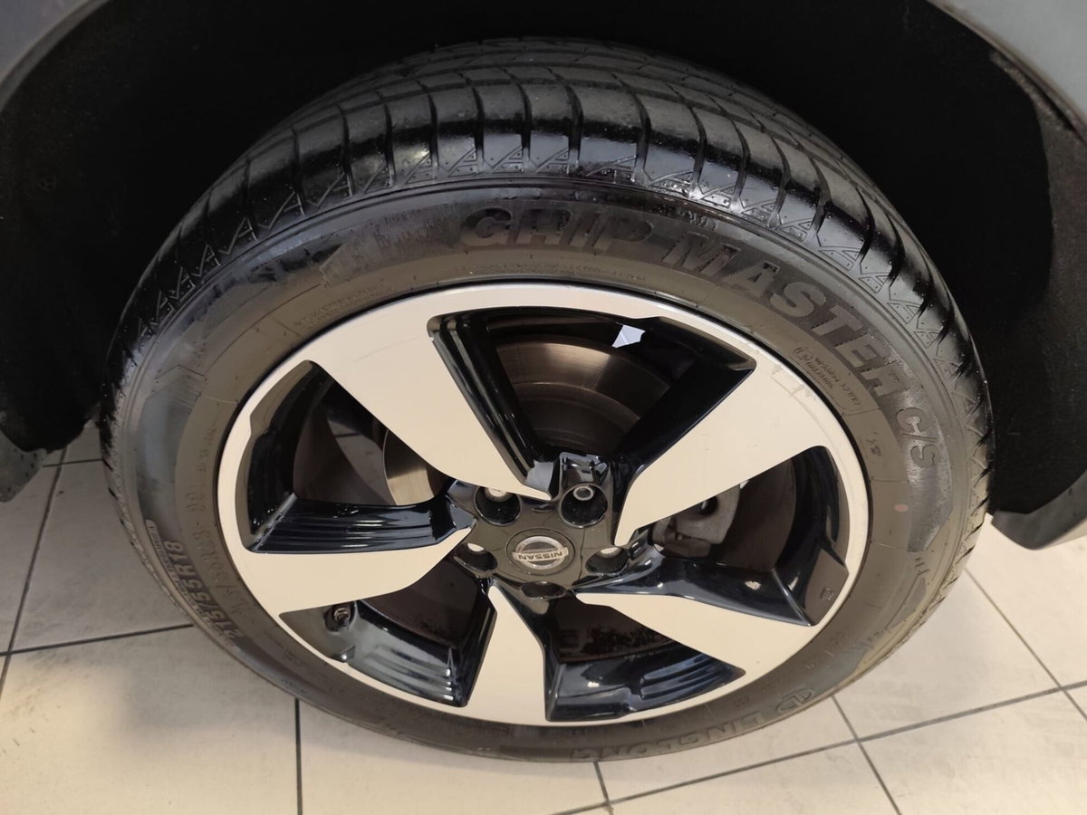 Nissan Qashqai 1.5 dCi Tekna (18)