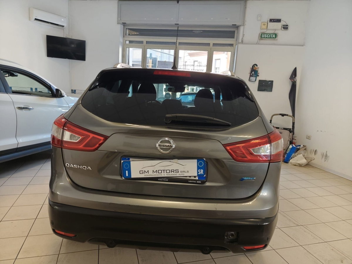 Nissan Qashqai 1.5 dCi Tekna (6)