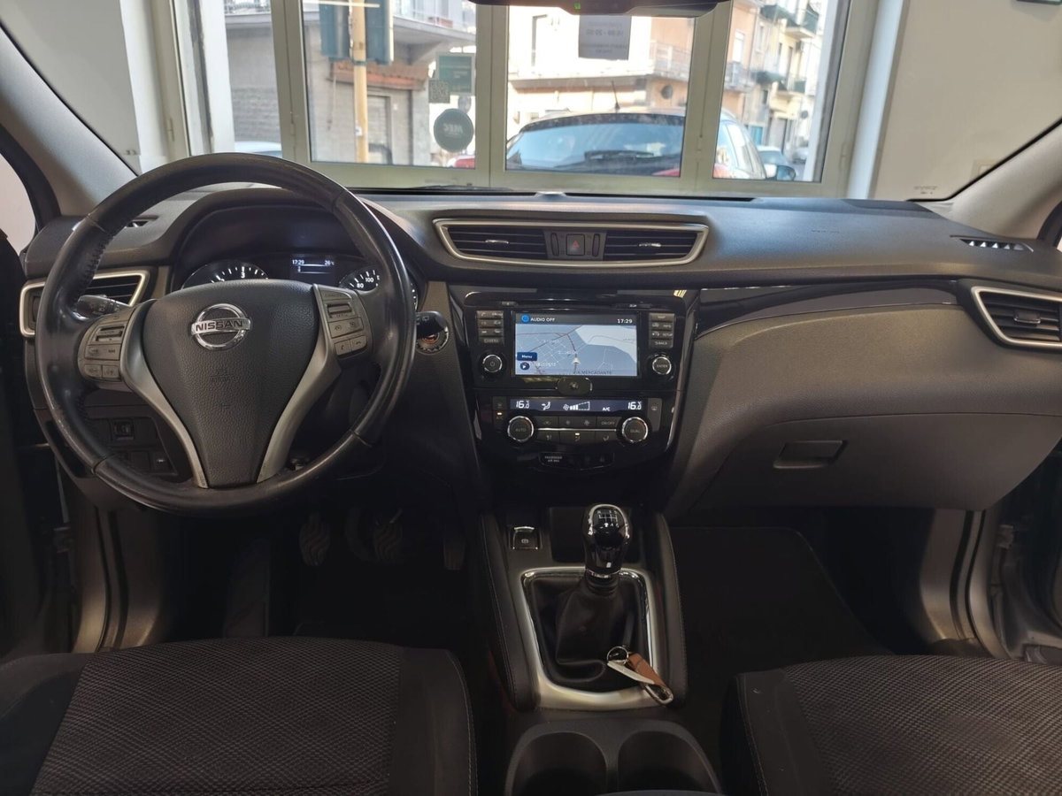 Nissan Qashqai 1.5 dCi Tekna (7)