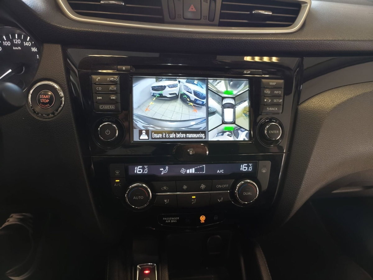 Nissan Qashqai 1.5 dCi Tekna (8)