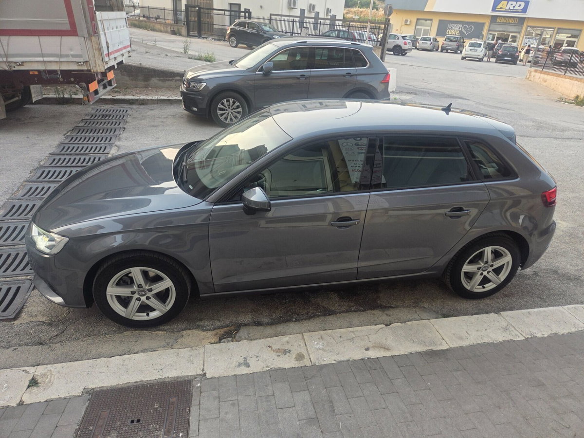 Audi A3 Sportback 30 TDI Sport (9)