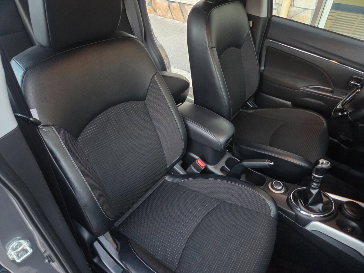 Citroen C4 Aircross HDi 115 S&S 4WD Exclusive (10)