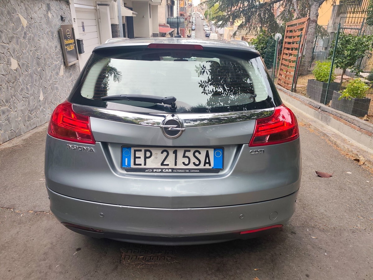 Opel Insignia Station Wagon CDTI Sports aut. Cosmo (2)