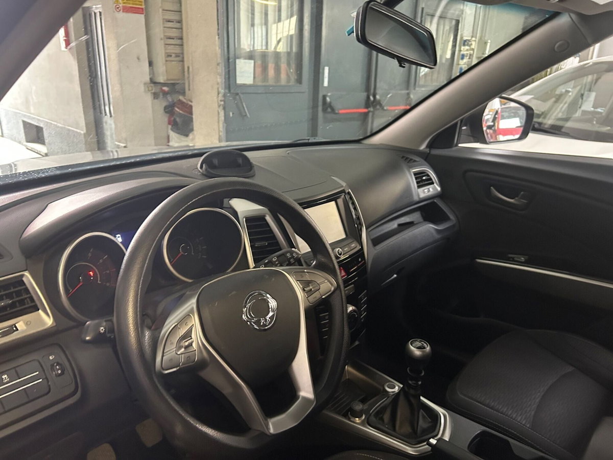 Ssangyong Tivoli 1.6 2WD Start (5)