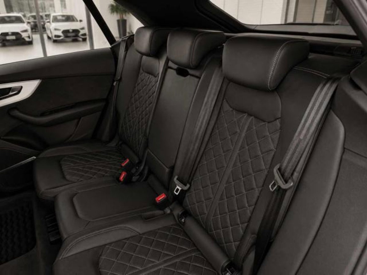 Audi SQ8 TDI quattro tiptronic (8)