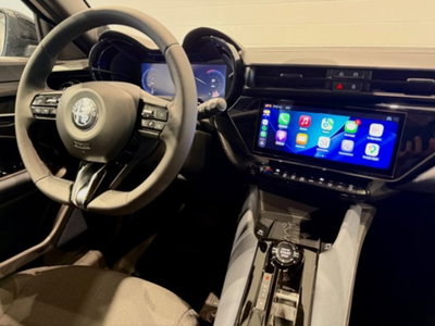 Alfa Romeo Junior 1.2 ibrida 145cv edct6 (11)