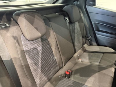 Alfa Romeo Junior 1.2 ibrida 145cv edct6 (13)