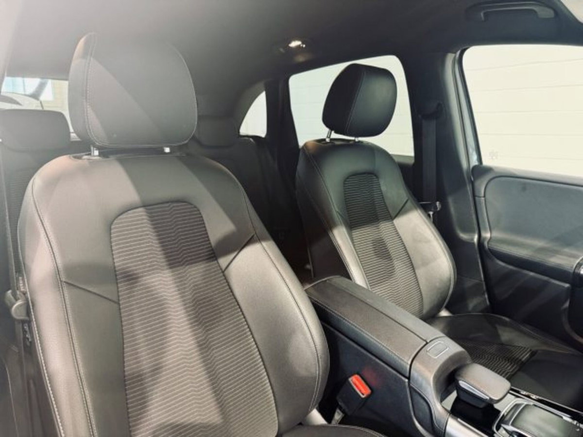 Mercedes-Benz Classe B 200 Sport (14)