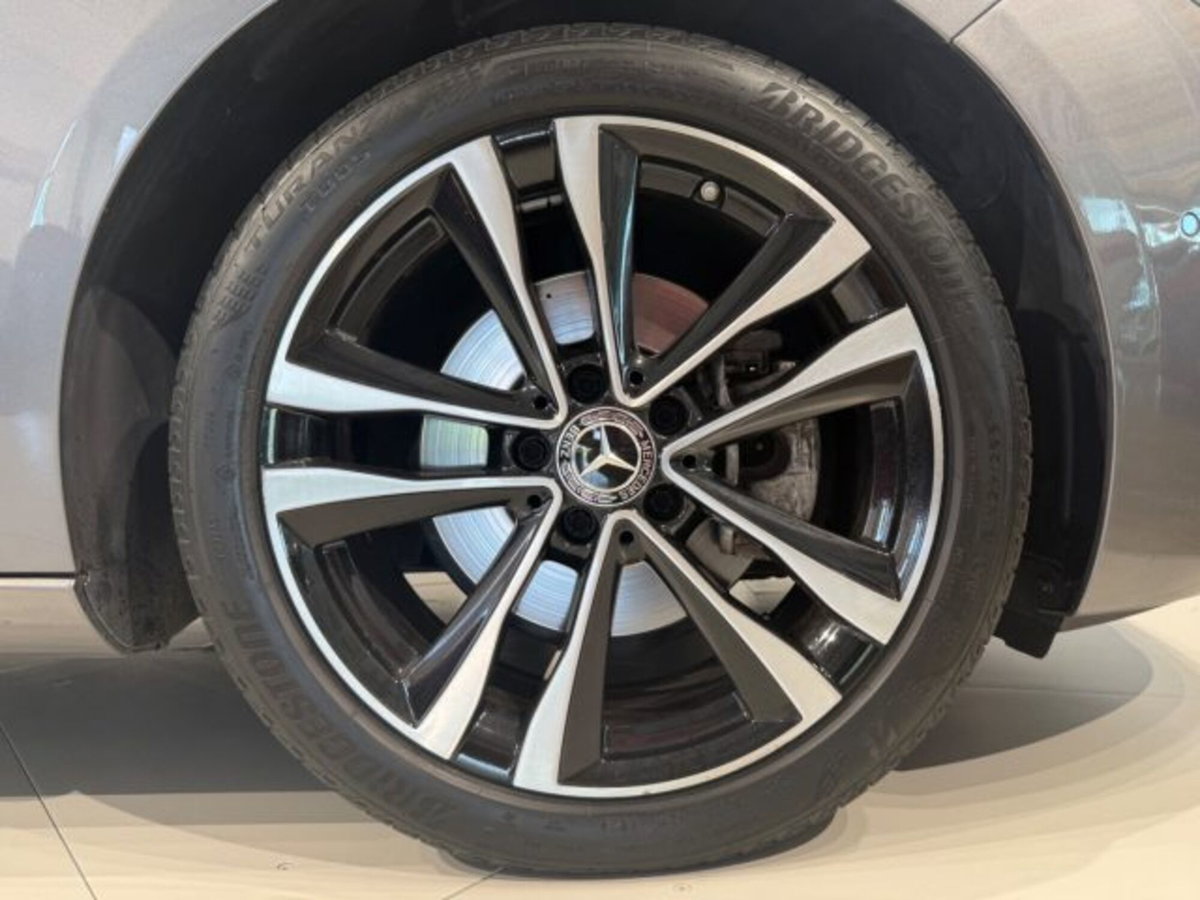 Mercedes-Benz Classe B 200 Sport (9)