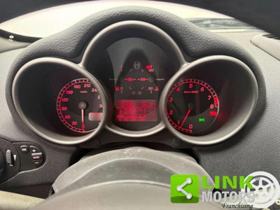 Alfa Romeo 147 3.2i V6 24V cat 3 porte GTA (6)
