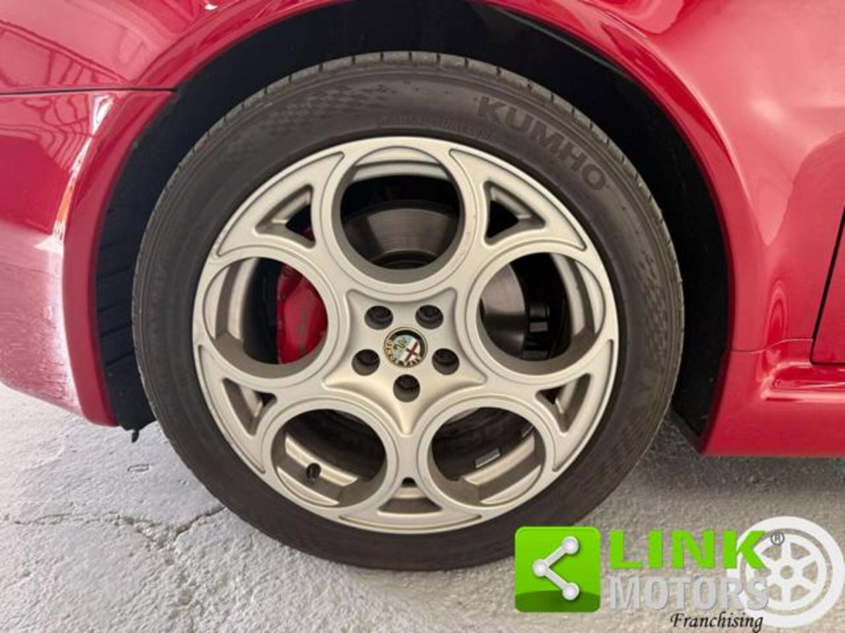 Alfa Romeo 147 3.2i V6 24V cat 3 porte GTA (9)