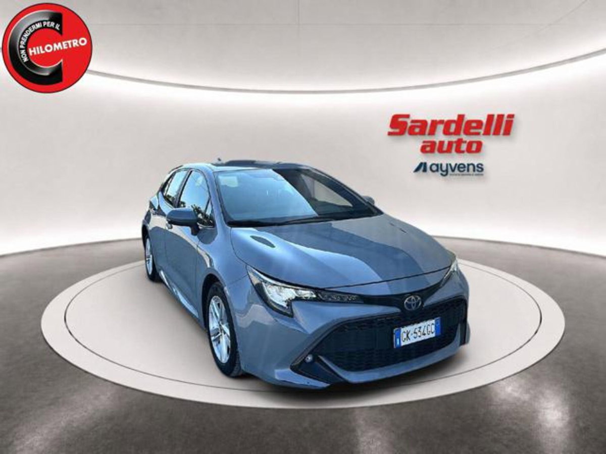 Toyota Corolla 1.8 Hybrid Active (2)