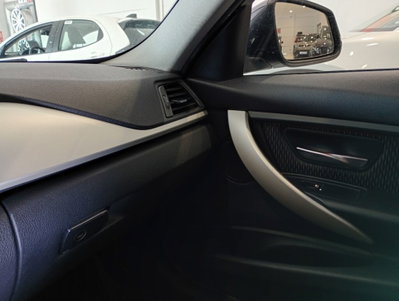 BMW Serie 3 Touring 316d  Sport (18)