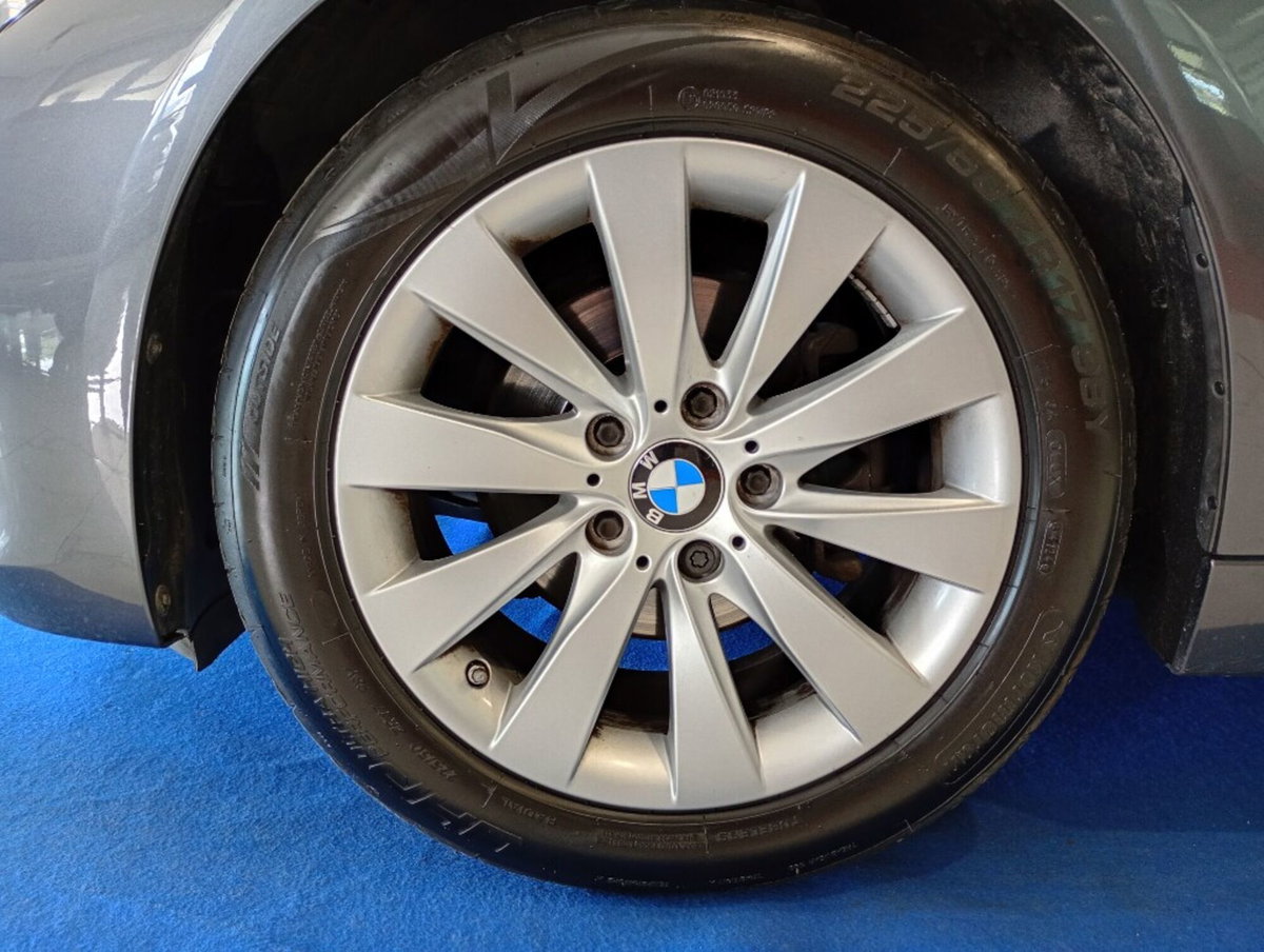 BMW Serie 3 Touring 316d  Sport (3)