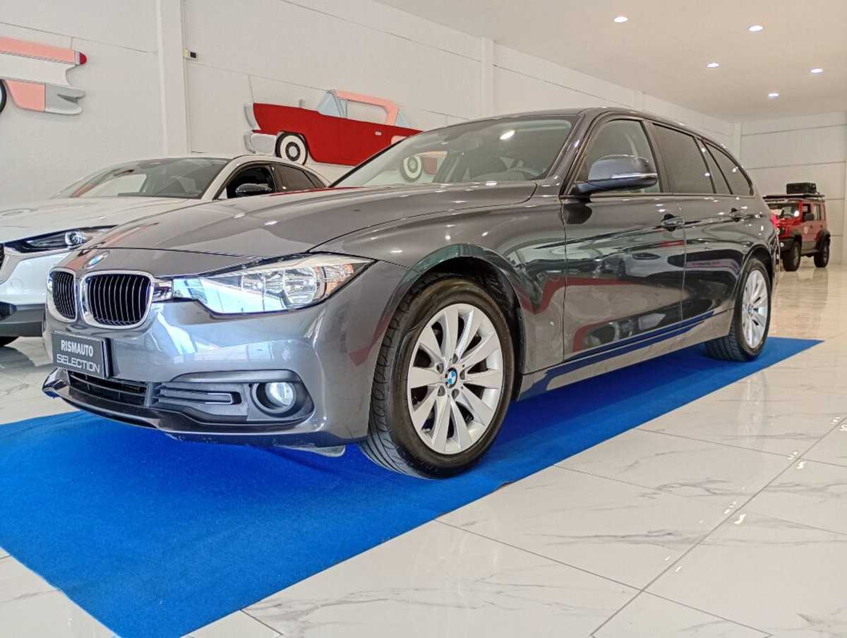 BMW Serie 3 Touring 316d  Sport (9)