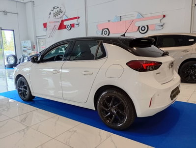 Opel Corsa 1.2 100 CV Elegance (3)