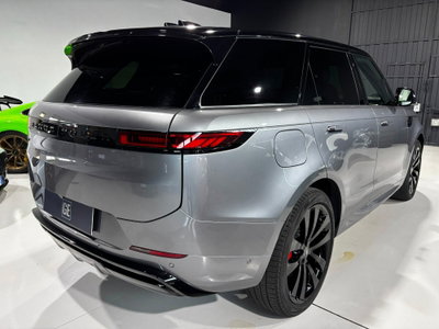 Land Rover Range Rover Sport 3.0D l6 300 CV HSE Dynamic Stealth (3)