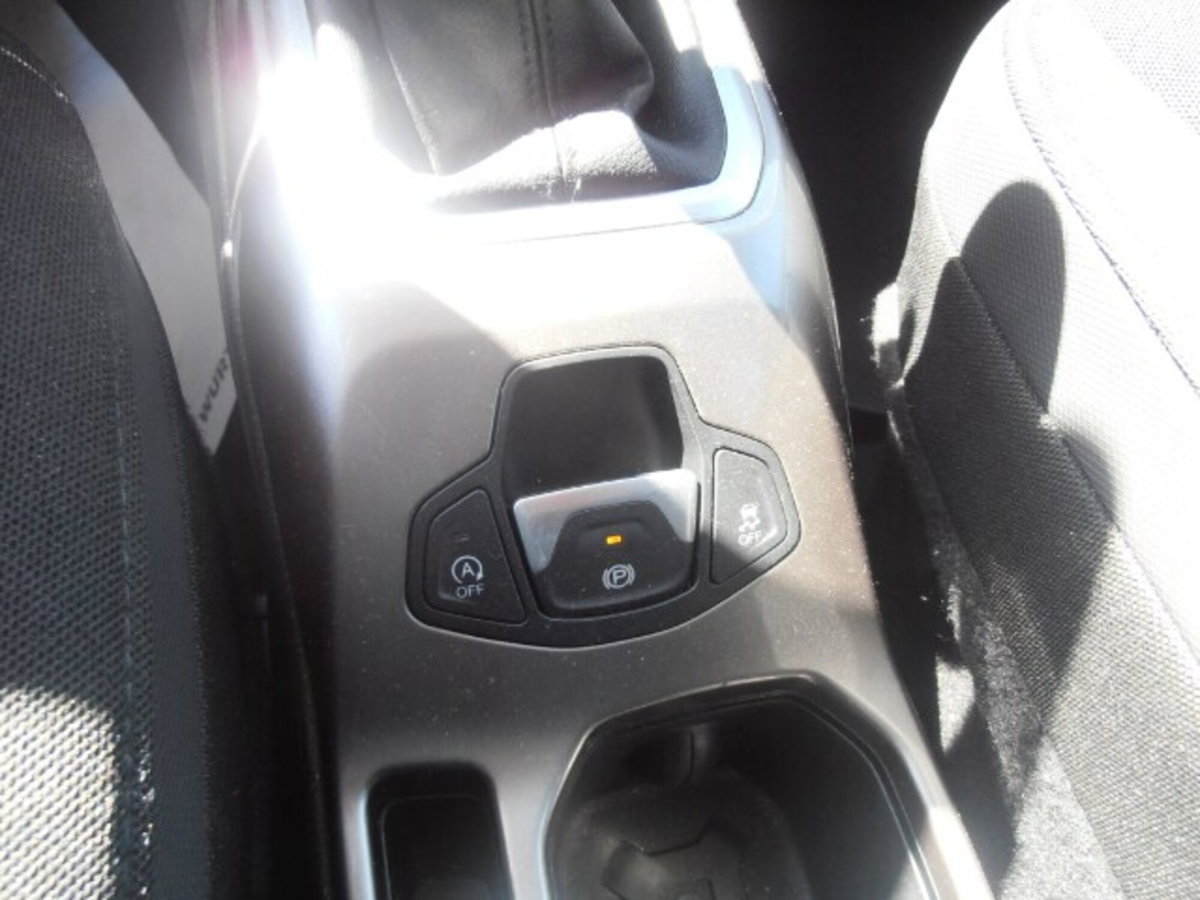 Jeep Renegade 1.6 Mjt 130 CV Limited (10)