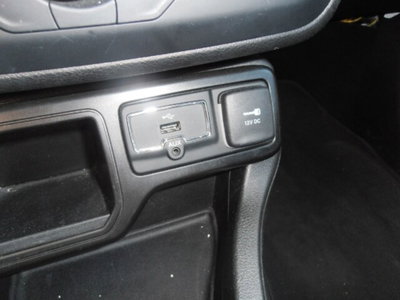Jeep Renegade 1.6 Mjt 130 CV Limited (9)
