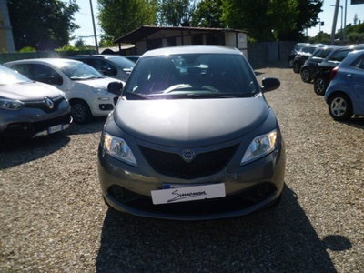 Lancia Ypsilon 1.2 69 CV 5 porte Gold usata