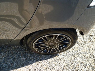 Lancia Ypsilon 1.2 69 CV 5 porte Gold (19)