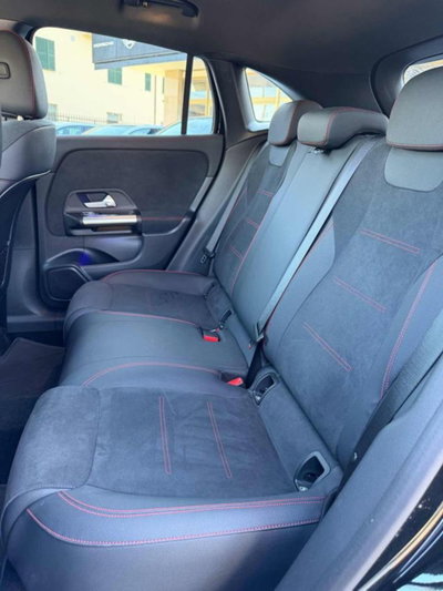 Mercedes-Benz GLA SUV 200 d AMG Line Premium Plus 4matic auto (14)