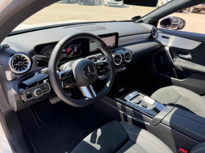 Mercedes-Benz Classe A 200 d AMG Line Premium Plus auto (8)