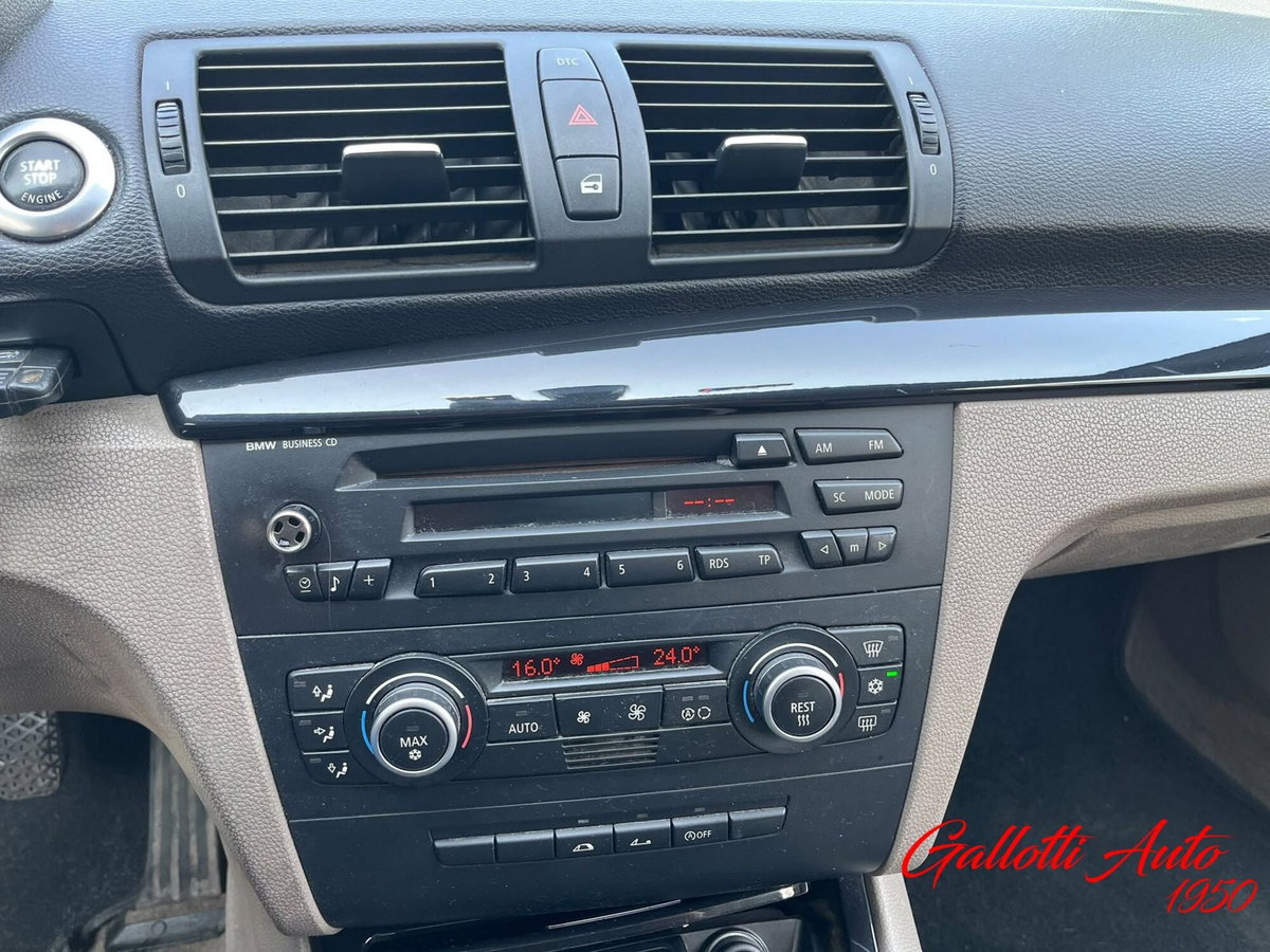 BMW Serie 1 Cabrio 120d  Attiva (17)