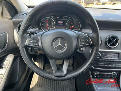 Mercedes-Benz Classe A 220 d Automatic Executive (11)