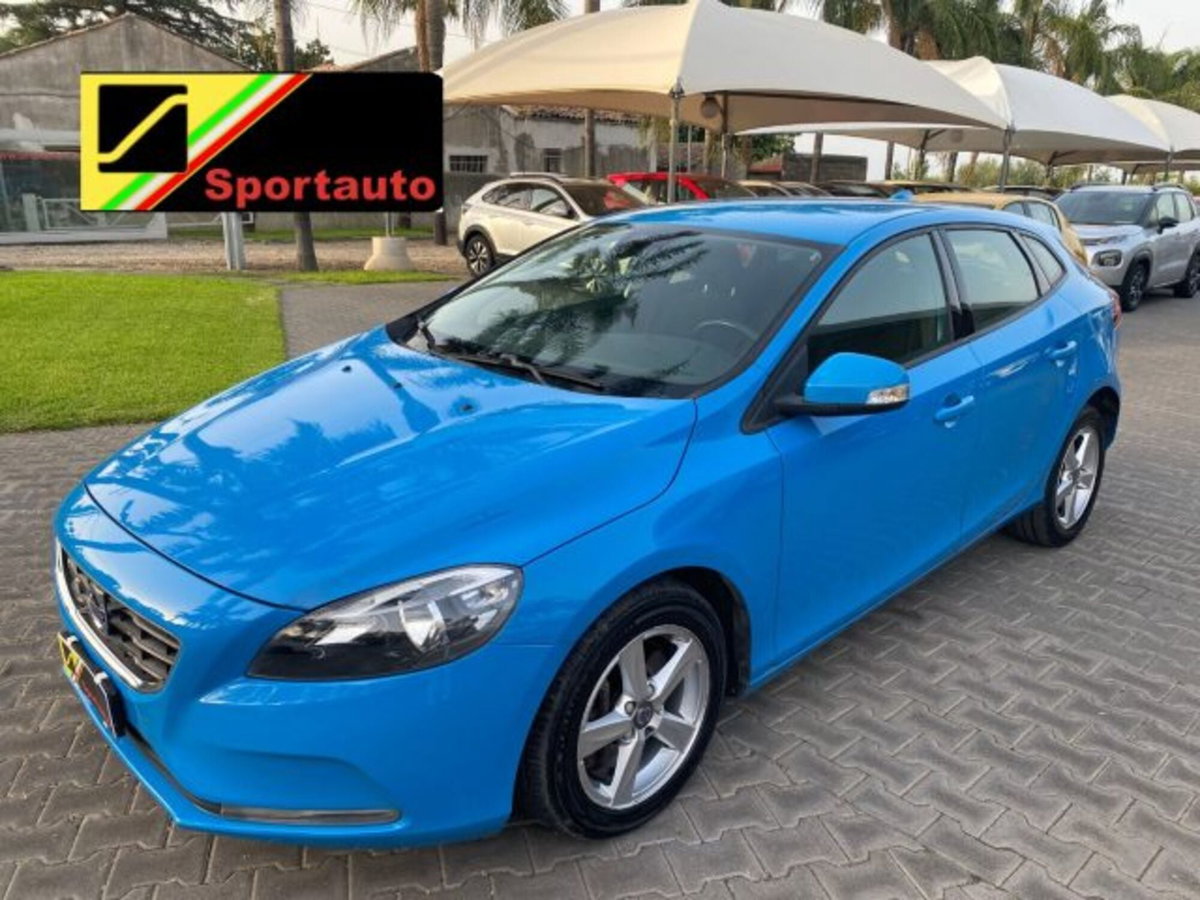 Volvo V40 D2 Geartronic Momentum