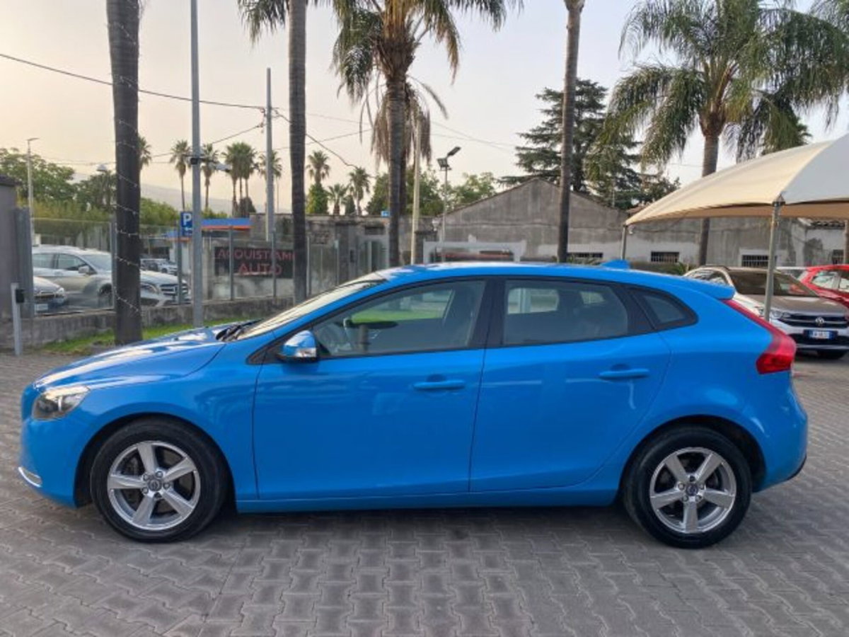 Volvo V40 D2 Geartronic Momentum (18)