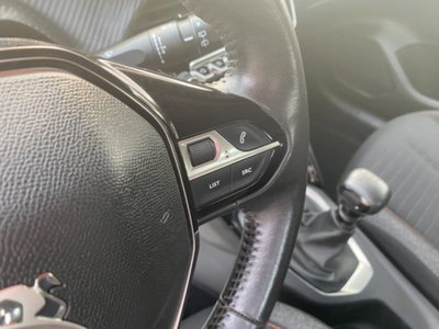Peugeot 208 1.2 puretech Active s&s 100cv (11)