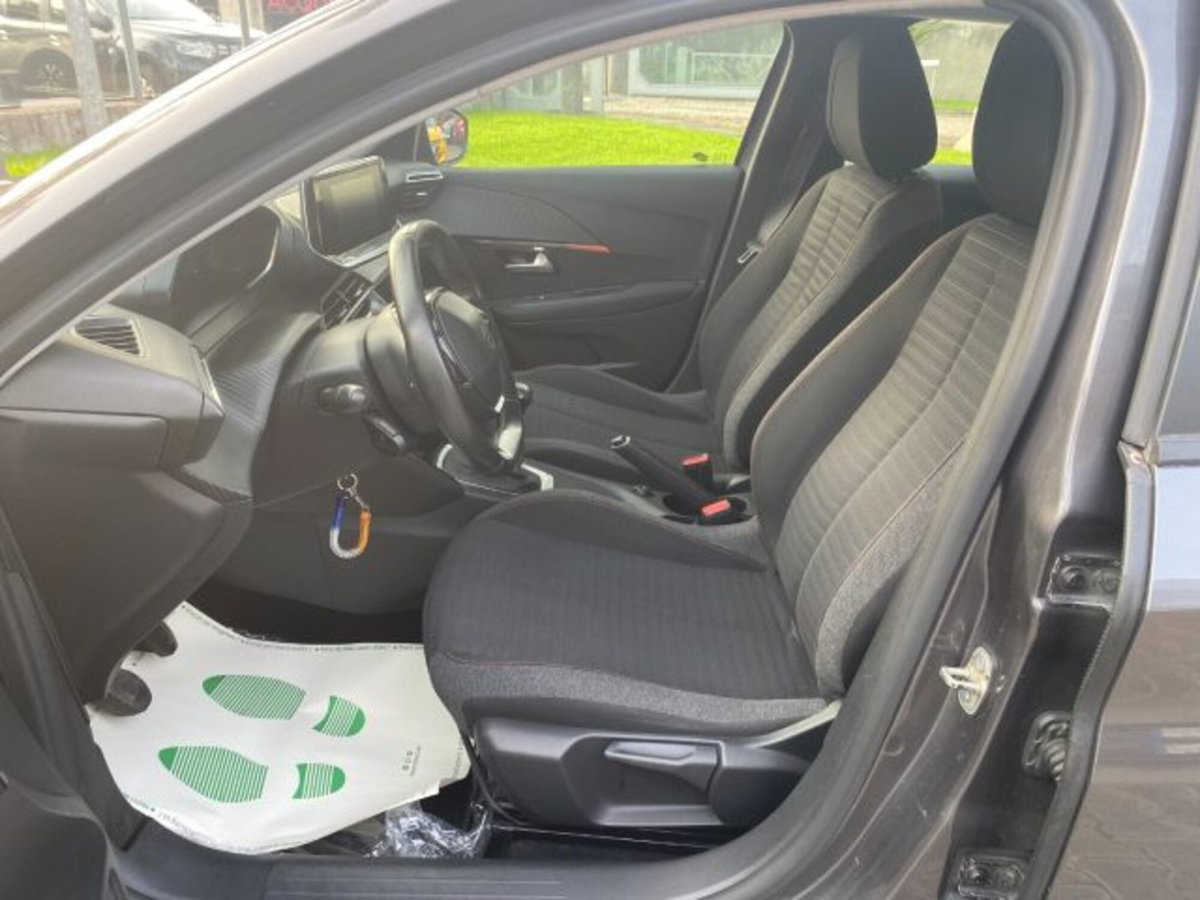 Peugeot 208 1.2 puretech Active s&s 100cv (5)