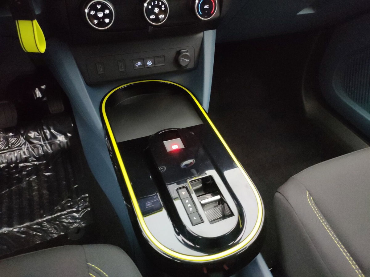 Fiat Grande Panda 1.2 hybrid Icon 110cv edct (10)