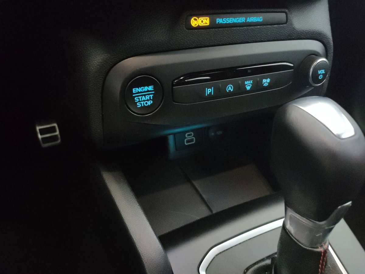 Ford Focus 1.0t ecoboost h ST-Line X 155cv powershift (17)