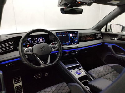 Volkswagen Tiguan 1.5 etsi R-Line 150cv dsg (10)