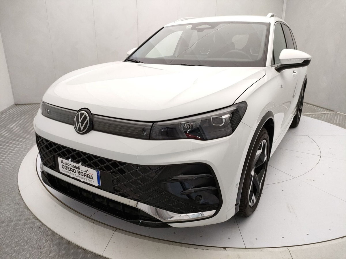 Volkswagen Tiguan 1.5 etsi R-Line 150cv dsg (11)