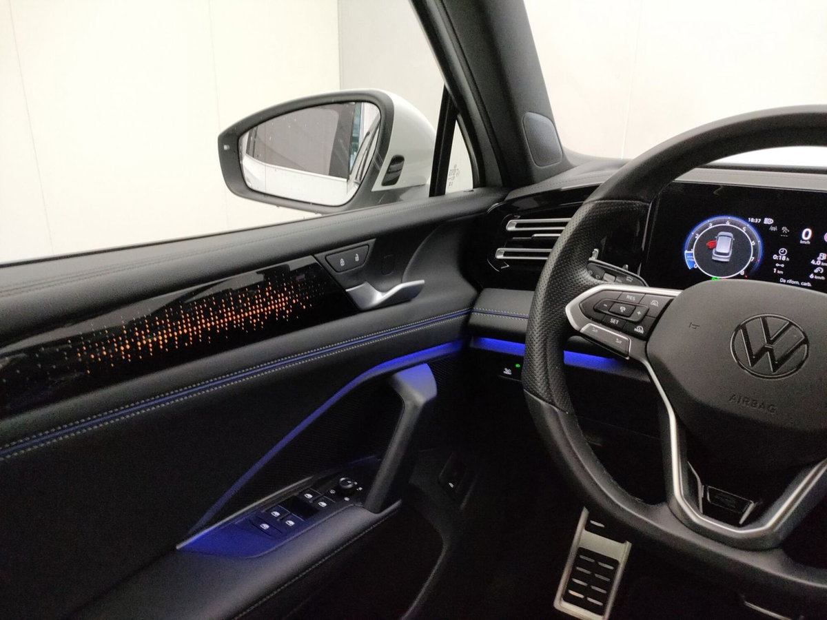 Volkswagen Tiguan 1.5 etsi R-Line 150cv dsg (19)