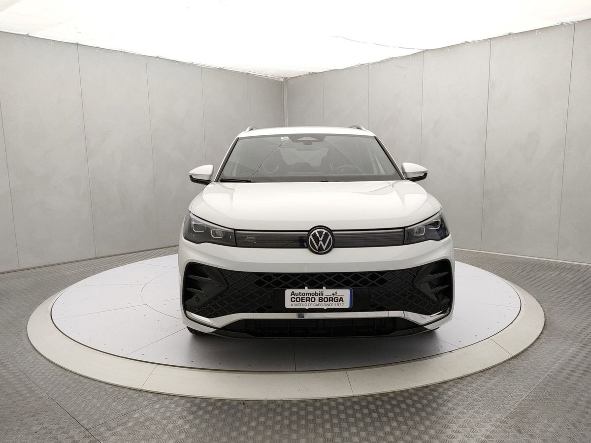 Volkswagen Tiguan 1.5 etsi R-Line 150cv dsg (2)