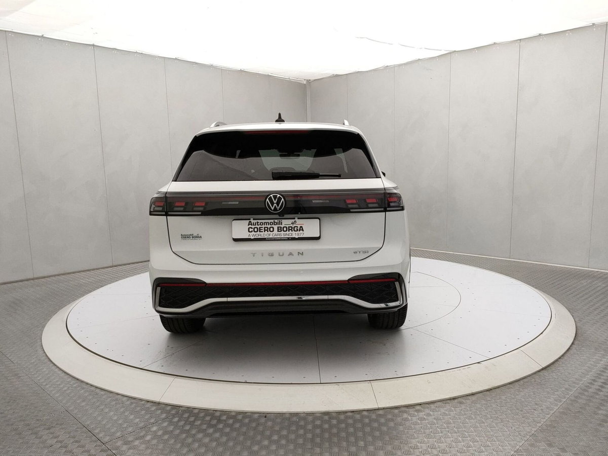 Volkswagen Tiguan 1.5 etsi R-Line 150cv dsg (5)