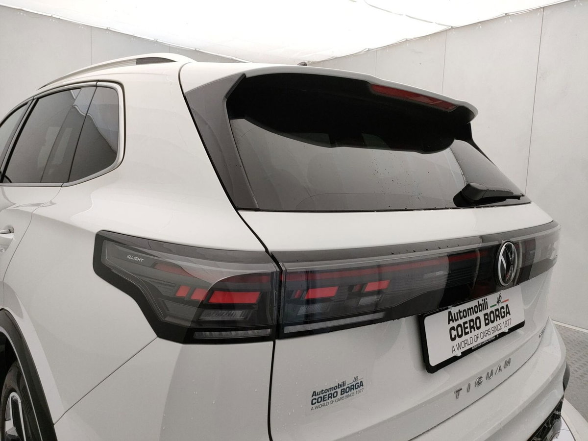 Volkswagen Tiguan 1.5 etsi R-Line 150cv dsg (8)